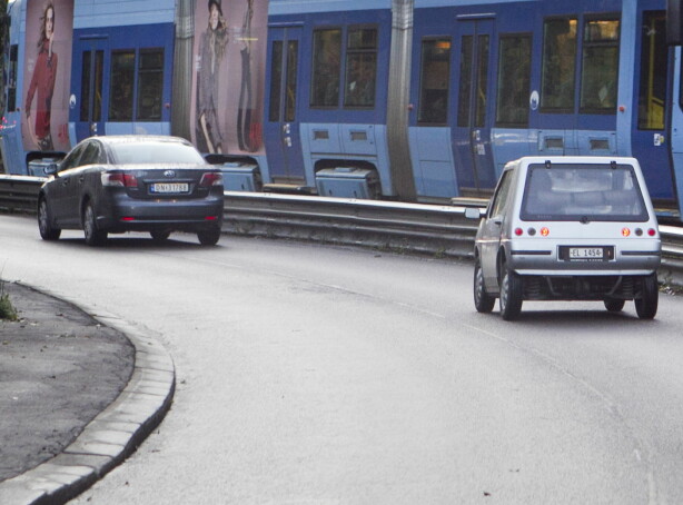 Oppsiktsvekkende forskjeller på nordmenn og svensker i trafikken